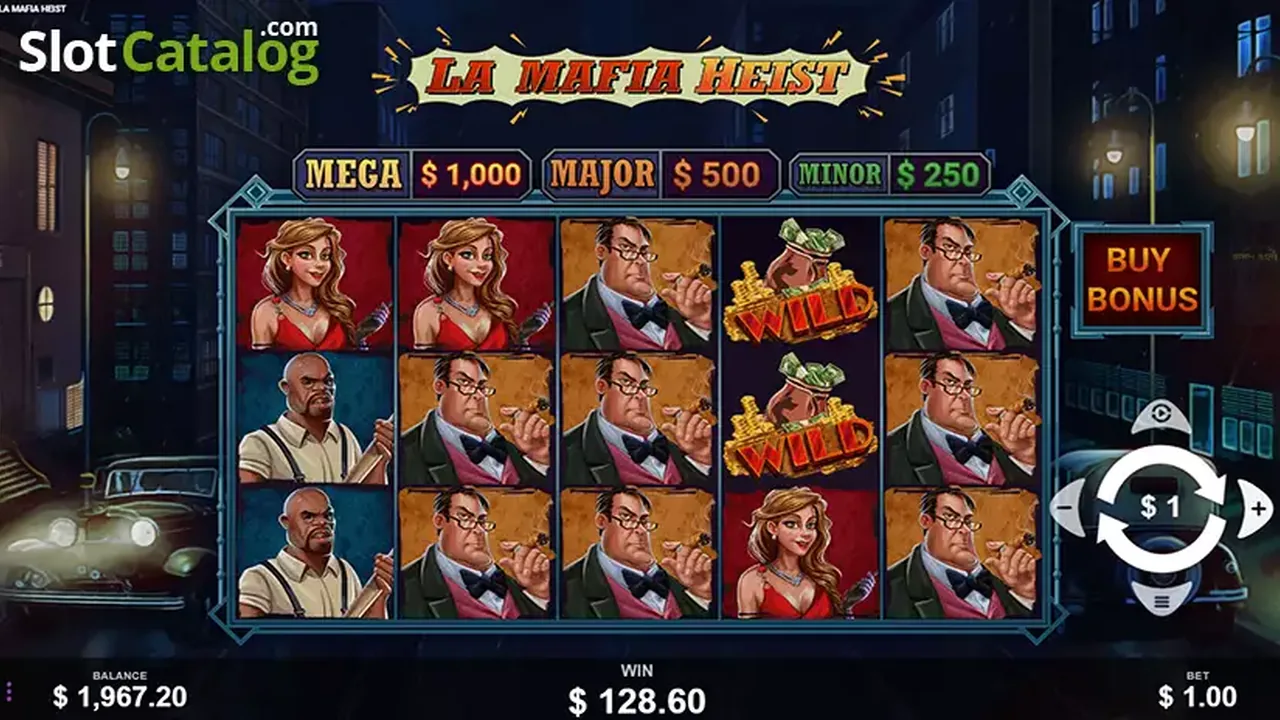 La Mafia Heist gameplay screenshot showing the reels and controls
