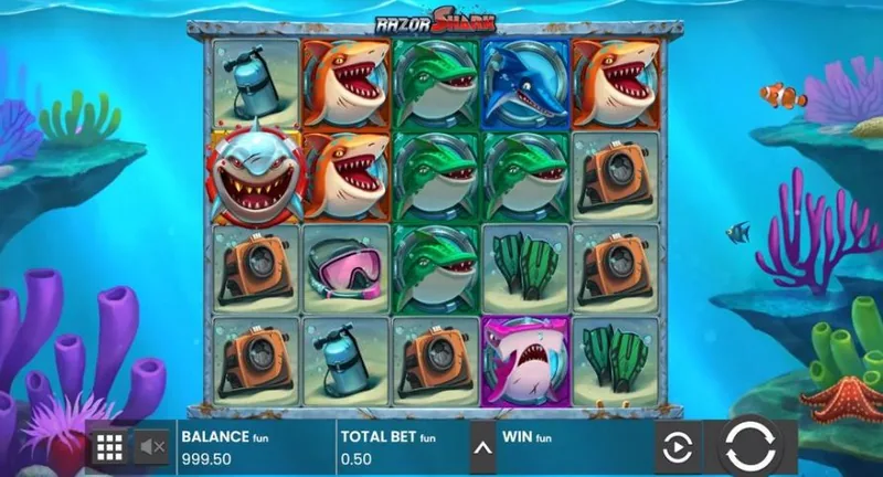 Razor Shark gameplay with mystery stacks